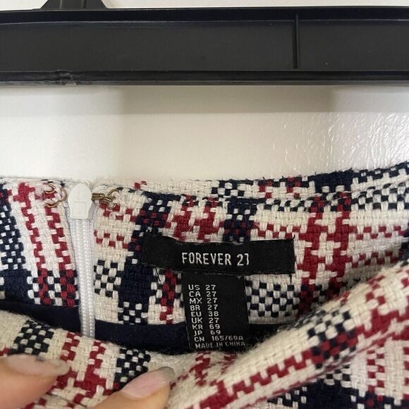 Forever 21 red white plaid tweed knit mini skort skirt size US 27 - Picture 3 of 6
